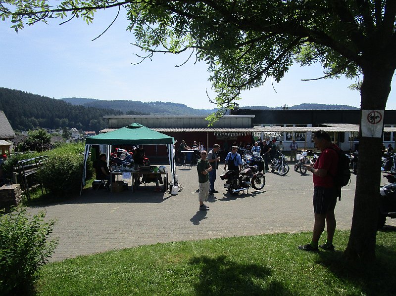 2018.05.26 Probefahrt, Bier, Grill, Freunde, Whisky und... Pflasterarbeiten (156).JPG